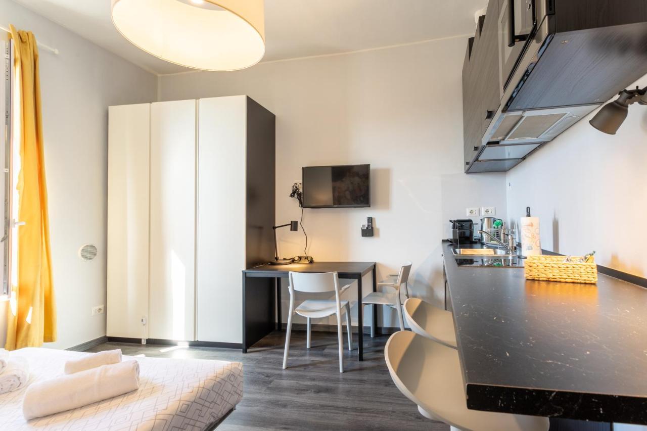 Luna Homes - Studio In Farini 米兰 外观 照片